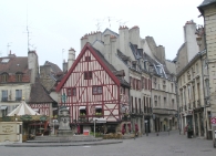 (2009-04) Voyage en Italie - 01 - Dijon